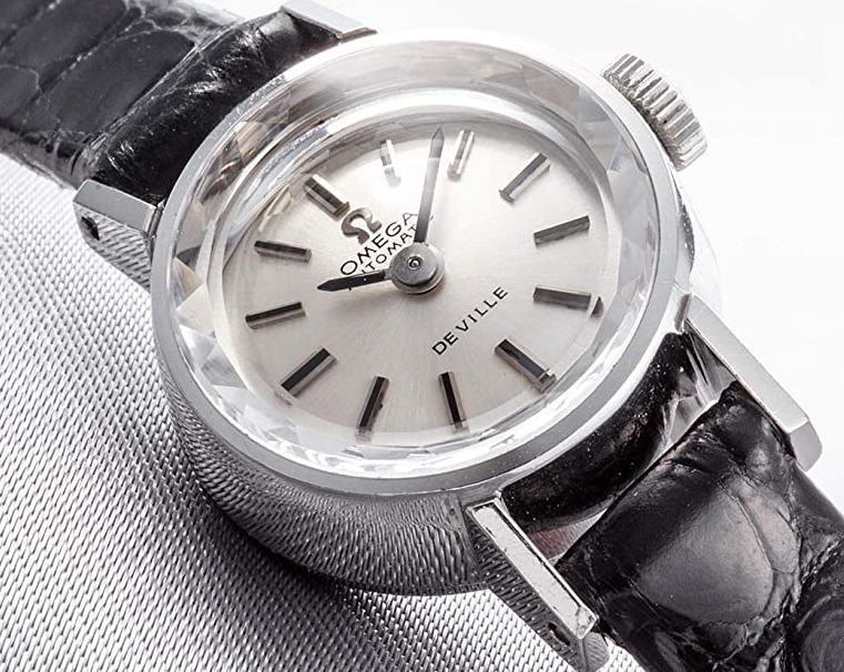 オメガ デ・ヴィル レディース アンティーク(カットガラス)の特徴