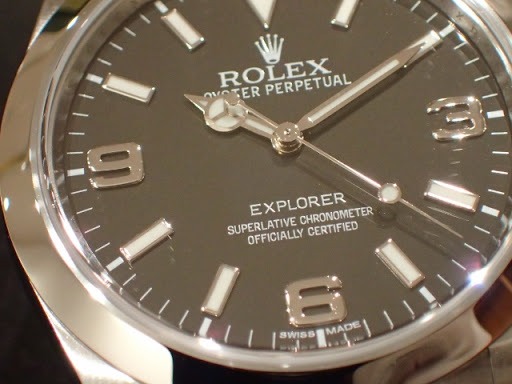 数字と文字盤のバランスがいまいち