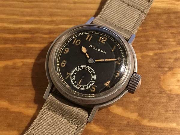 時計の故障や傷の原因になる