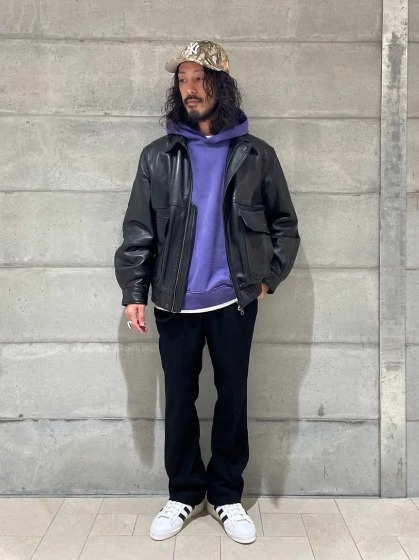 革ジャン×パーカーは大人キレイなコーデがおすすめ！