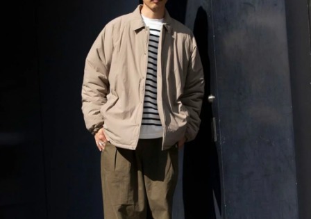 ベージュ×ボーダーTシャツ