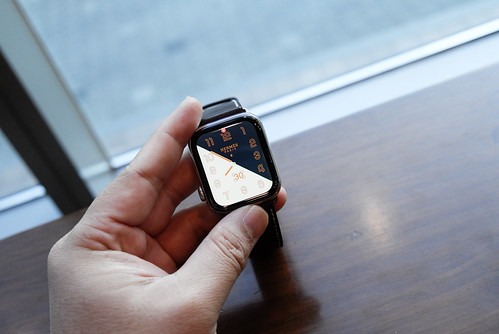 AppleWatch5最大の特徴は常時点灯ディスプレー