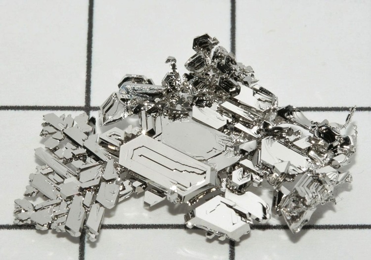 変色や錆が発生しにくいプラチナ