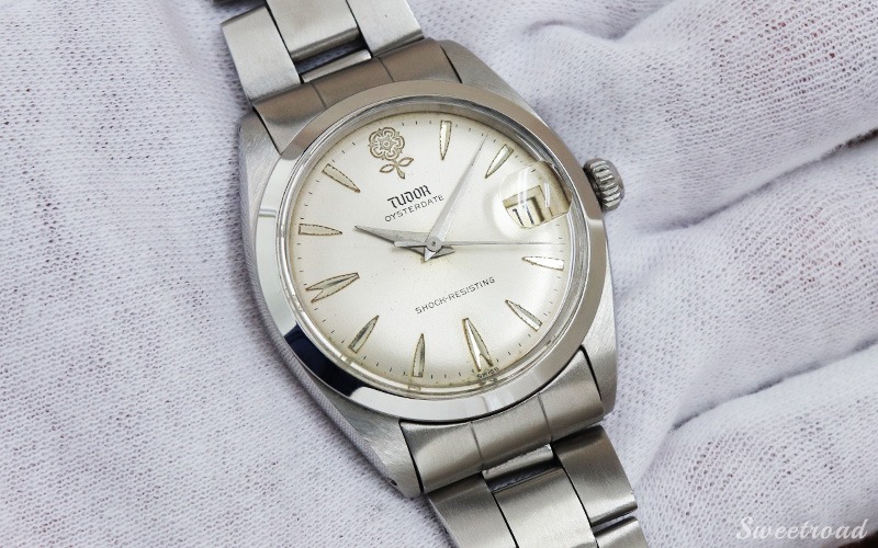 チュードル(チューダー)TUDORは薔薇モチーフで製造年代が違う