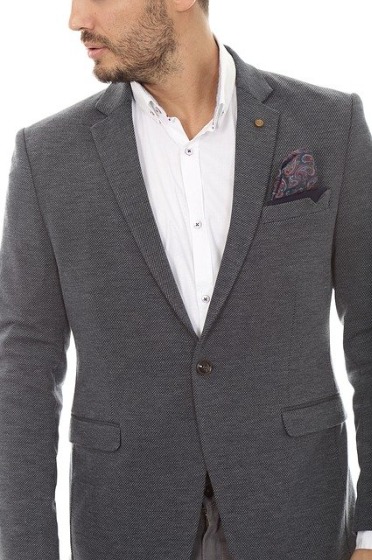 ③デザインは「シンプル」を選ぶ