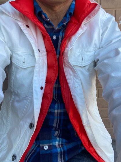 コーデ5：ホワイトジャケット×ダウンベスト