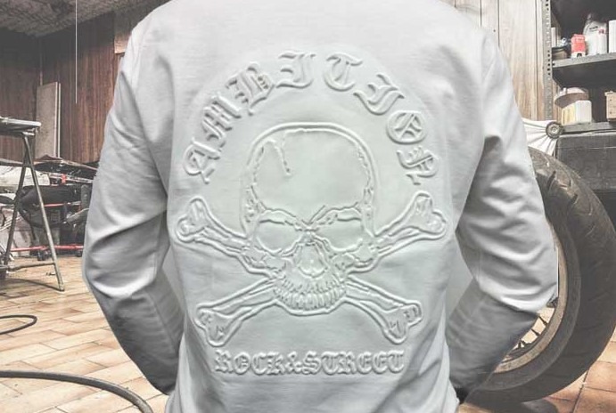 ロエンの腕時計は自分自身を見失わない人のシンボルとして高評価