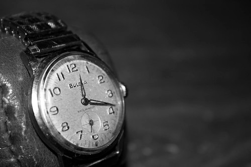 ブローバの時計はプロの修理業者に任せよう