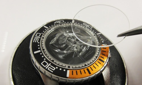 サファイアクリスタルの加工と交換