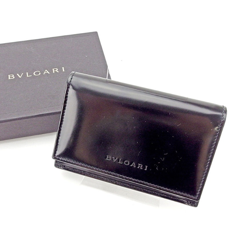 ブルガリの時計スーパーコピー(偽物)見分け方3:革製品の刻印の鮮明さ