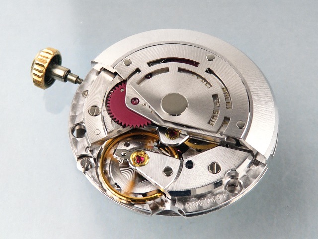 ロレックス"デイトジャスト"のオーバーホールは人気業者で！