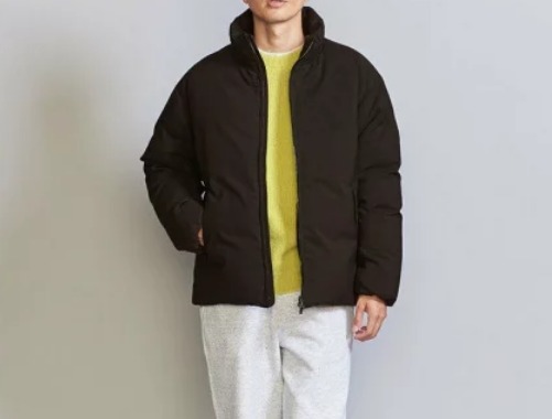 ブラウン×カーゴパンツ