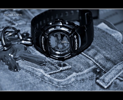 反転液晶の一番の魅力は美しいデザイン性