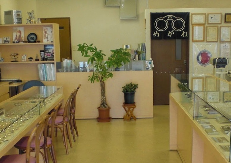 松阪市の時計店：時計・メガネのニシグチ