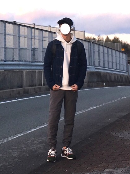 ④派手すぎるデザインは選ばない