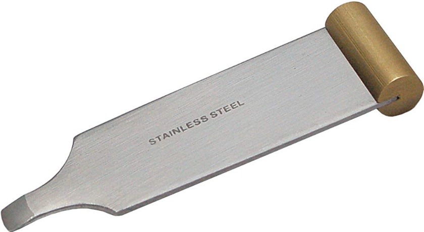 裏蓋を開ける工具