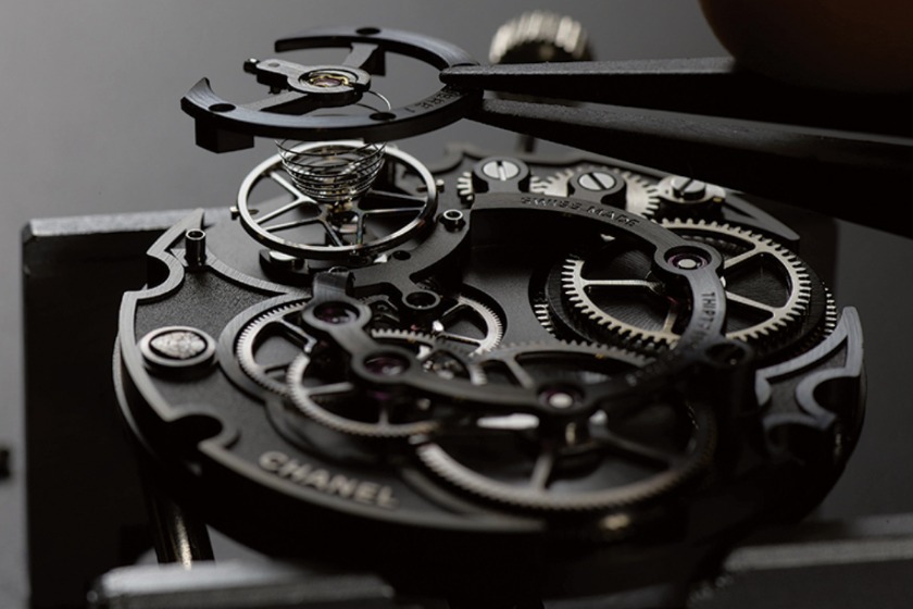 シャネル(CHANEL)の腕時計：自社ムーブメント搭載モデルも