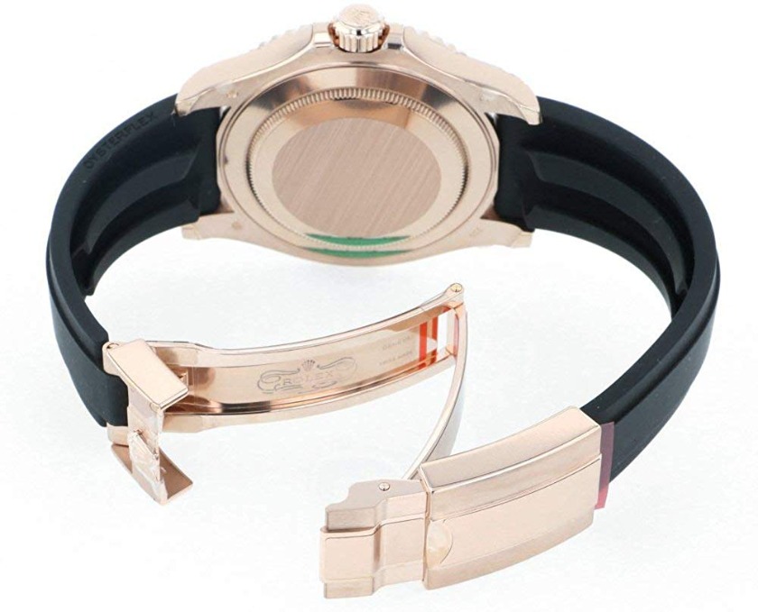 バックル部分の違い