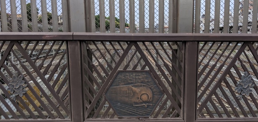 日暮里の時計店：タイムトンネルの特徴・品揃え