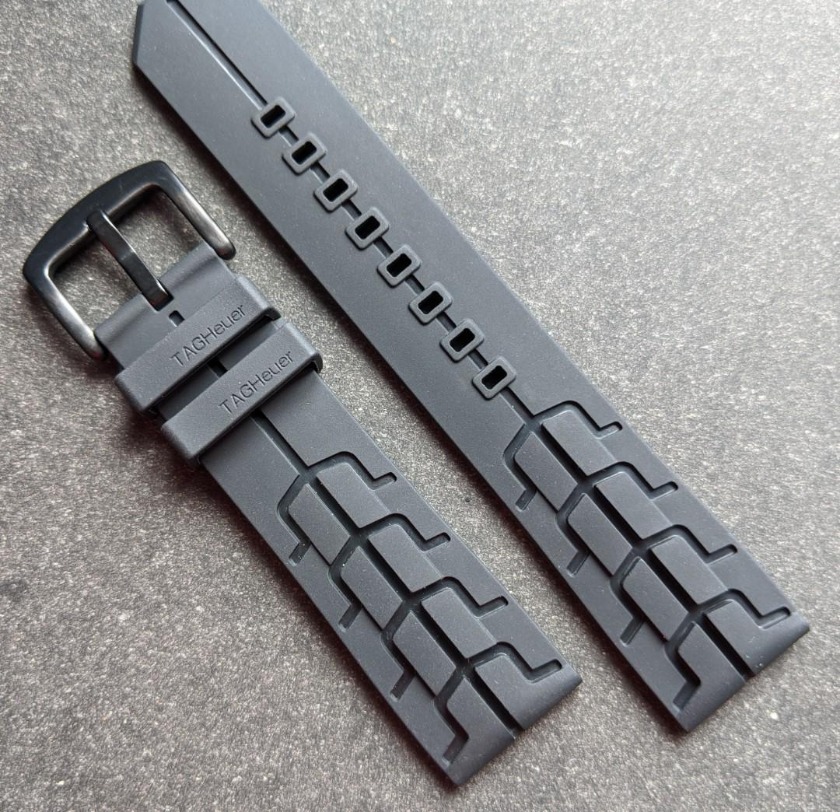 STEP3:ベルトを取り付ける