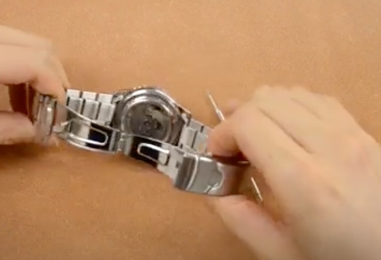 STEP1:留め具を外しておく