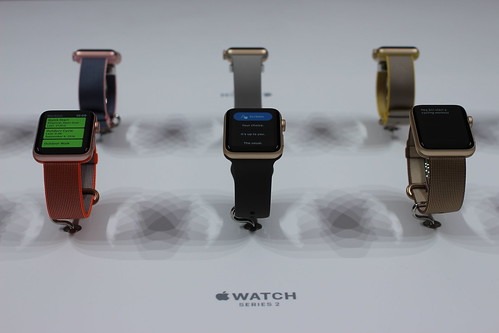 多くの素材から選びたい人はApple Watch Serie4がおすすめ