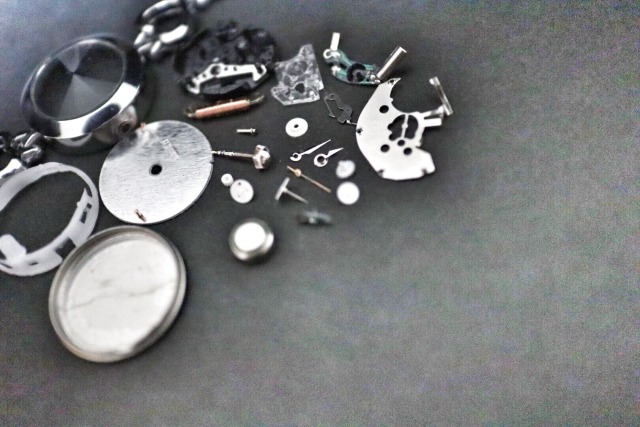 クロノスイスのオーバーホールは技術と腕の良いお店で