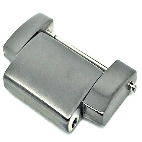 忘れがちなのがベルトのコマや付け替え用ベルト