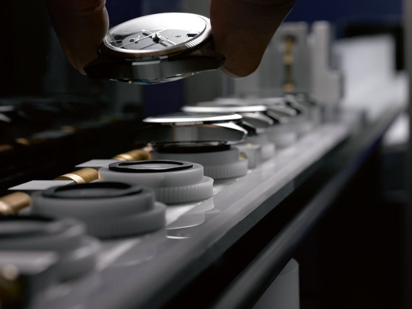 オメガ正規店の特徴