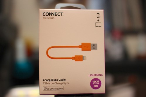 AppleWatchに充電ケーブルは付属されているの？