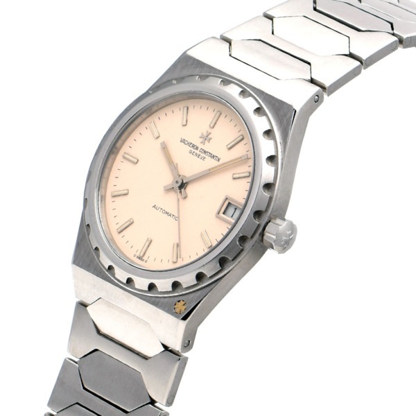 1977年に原型といわれる｢222｣を発売