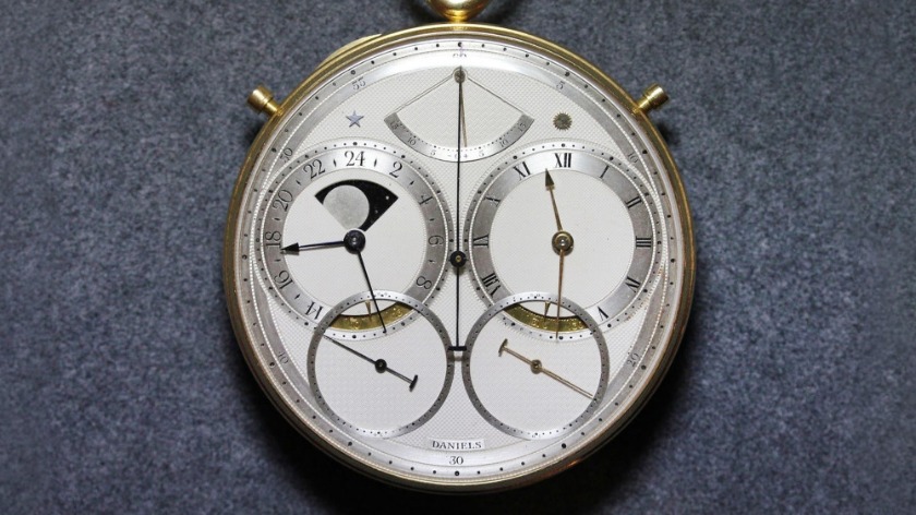 ジョージダニエルズ　イエローゴールドスペーストラベラーズ 