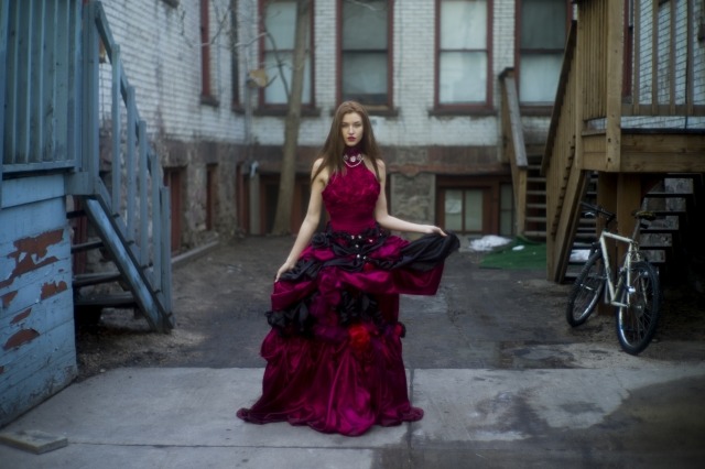 特徴2:高級時計と並ぶドレスウォッチの印象