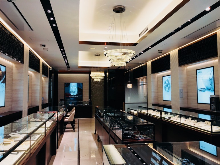 髙栁時計宝飾店