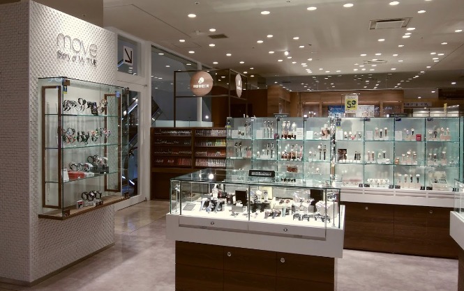 move(ムーヴ) 博多マルイ店