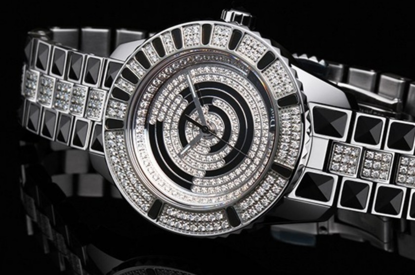 ディオール(Dior)のメンズ腕時計：3.クリスタル