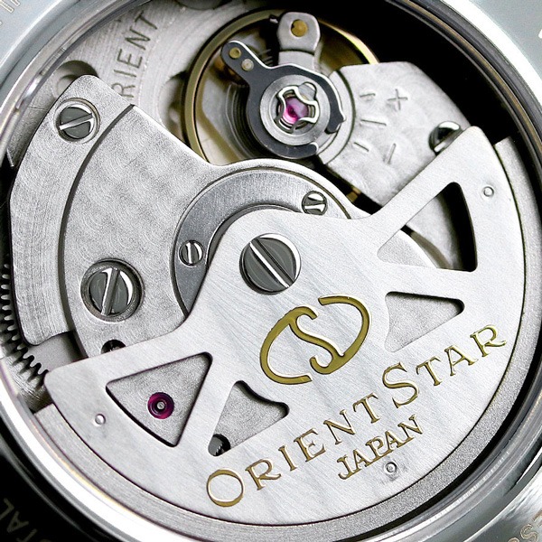 機械式で人気の時計