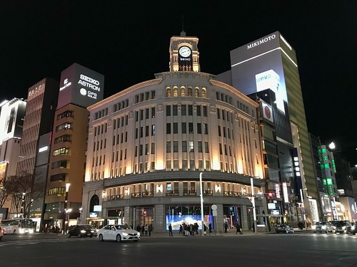 銀座はロレックス激戦区 正規店も中古取扱店も多数店舗が集結