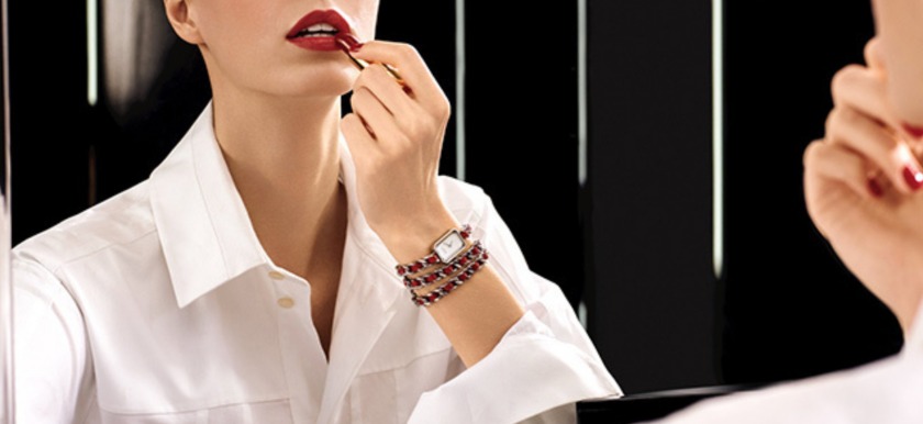 洗練された大人の女性を演出