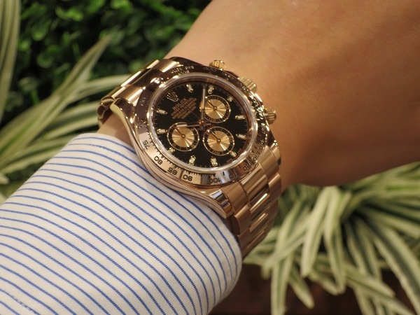 ロレックス"デイトナ"の買取業者は評価が高い店舗が多い