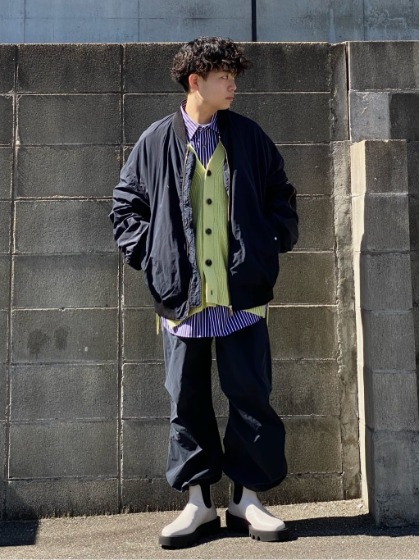 コーデ1：MA-1×ルーズパンツ