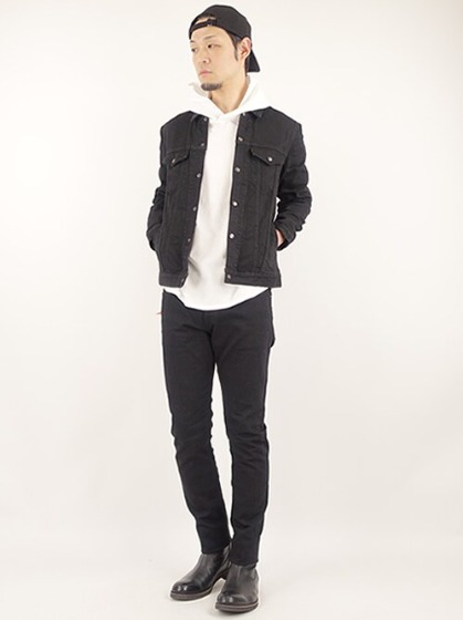 ①キレイめコーデを心がける