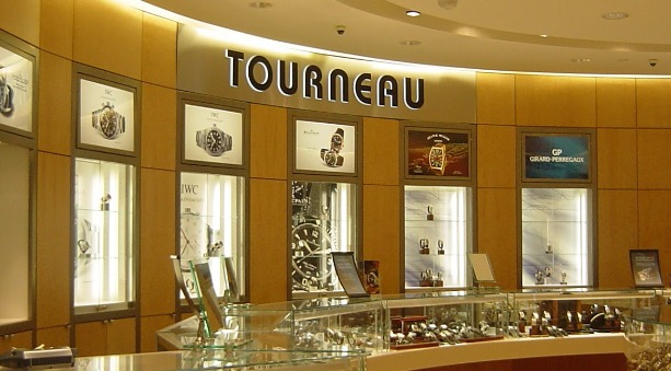 ハワイのロレックス：ロレックス ブティック ケア トゥルノー1