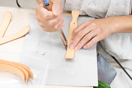 （ジョッゴ株式会社 UNROOF）