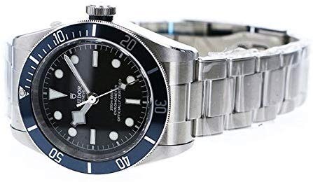 チューダーの腕時計を買う