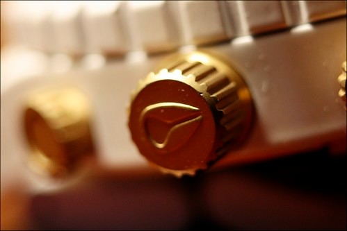 ニクソン"プライベート"の電池交換の方法や人気業者を比較