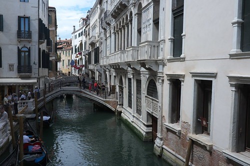 アウトオブオーダーはどんな腕時計？