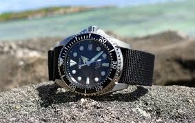 200M防水機能付き本格的ダイバーズウォッチ