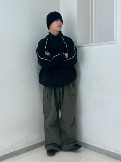 ブラック×ニット帽