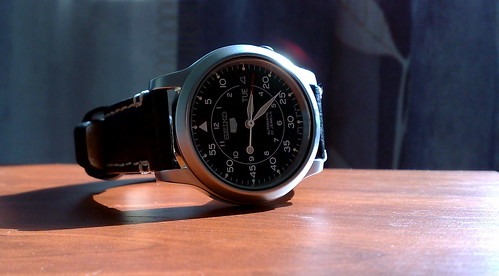 セイコー機械式腕時計には安いモデルもある？